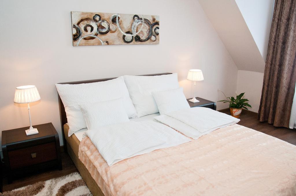 Ametiszt Apartman Hévíz Exterior foto