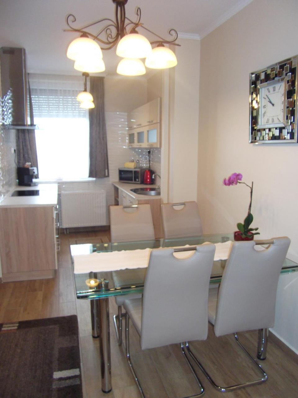 Ametiszt Apartman Hévíz Exterior foto